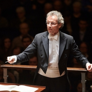 Franz Welser-Möst Concludes Tenure as Music Director of the Cleveland Orchestra in 2 Video
