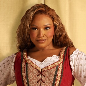 Marisha Wallace Joins SOMETHING ROTTEN! UK Premiere Photo