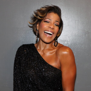Photos: Nicole Henry Brings A NIGHT WITH NICOLE HENRY To Birdland Photo