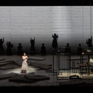 Photos: First Look at Janáček's JEN�®FA at Lyric Opera of Chicago Photo