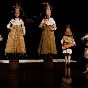 Review: ADRIFT: A MEDIEVAL WAYWARD FOLLY by Happenstance Theatre