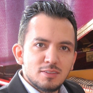 El Pianista Carlos Salmerón, Concertista De Bellas Artes, Participará En Pre Photo