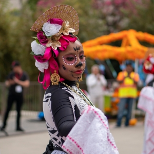 Gloria Molina Grand Park's Day of the Dead Celebration Returns Next Month Photo