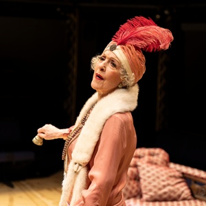 Photos: Patricia Hodge and Robert Bathurst in THE RIVALS Photo