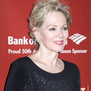 Jean Smart Will Lead A CIRCLE IN THE WATER Reading Photo