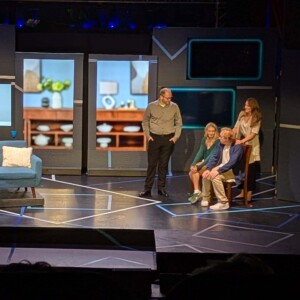 Review: DEAR EVAN HANSEN Is Troublingly Timely at Split Stage