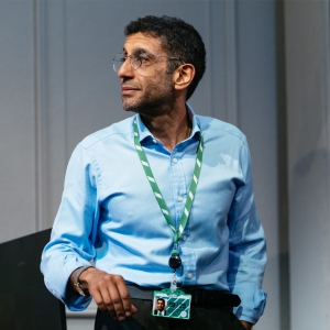 Photos: Adeel Akhtar and More in THE ESTATE at the National Theatre Photo