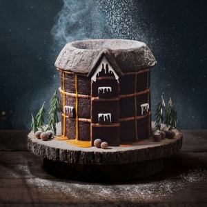 Cast Set For HANSEL AND GRETEL at Shakespeares Globe Photo