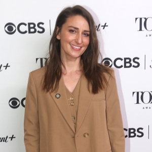 Video: Sara Bareilles Sings Whats Inside With Audience at WAITRESS Mexico Photo