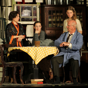 Photos: The Diary Of Anne Frank Takes The Avalon Theatre Stage Photo
