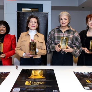Photos: A CHORUS LINE Original Stars Receive Broadway Ensemble Legendary Award Photo