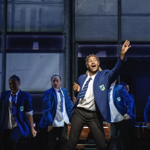 Photos: First Look at EVERYBODY'S TALKING ABOUT JAMIE UK Tour Photo