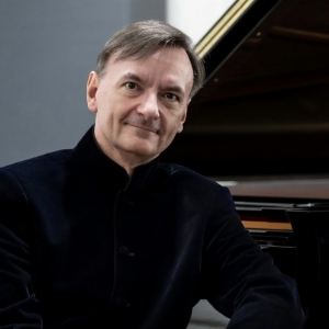 Sir Stephen Hough Premieres His First Piano Concerto With Utah Symphony, January 12 & Photo