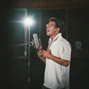 Video: HEATED RIVALRY: THE UNAUTHORIZED MUSICAL PARODY Drops Second Single 'I Can Hos Photo