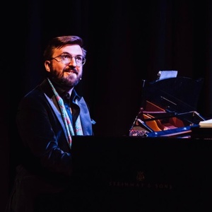 THE SHOWS WE USED TO KNOW to Welcome Jenna Augen at The Crazy Coqs Photo