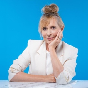 Mel Giedroyc Will Appear as Special Guest Star of ENO's HMS PINAFORE
