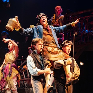 Photos: Killian Donnelly, Samantha Barks, and More in LES MISÉRABLES: THE ARENA CONCERT SPECTACULAR
