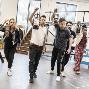 Photos: Go Inside Rehearsals for GREAT EXPECTATIONS at Mercury Theatre Photo