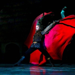 Texas Ballet Theater Opens Season With DRACULA Photo