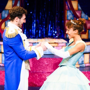 Photos: CINDERELLA At King's Head Theatre Photo