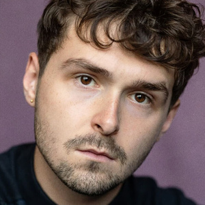 Robbie Scott Departs TRAINSPOTTING Due to Injury; Lewis Kidd Takes Over Role of 'Rent Photo