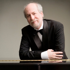 Pianist Haskell Small Performs Beethoven's Diabelli Variations in Philadelphia Photo