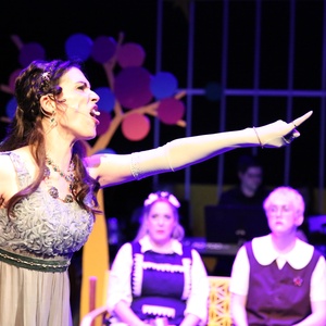 Photos: New Lines PROMENADE Photo