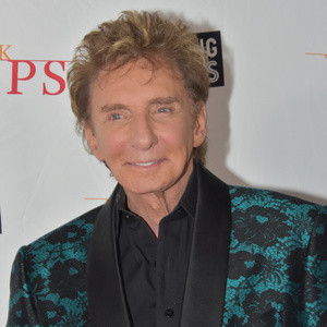 Barry Manilow Postpones February Westgate Las Vegas Residency Following Cancer Treatm Photo