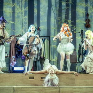 Photos: A MIDSUMMER NIGHT'S DREAM Now Playing at Regent’s Park Open Air Theatre Photo