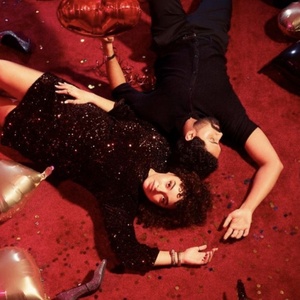 Cast Set for MUCH ADO ABOUT NOTHING at Shakespeares Globe Photo