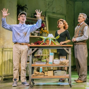 Photos: See Sarah Hyland & Andrew Barth Feldman in LITTLE SHOP OF HORRORS