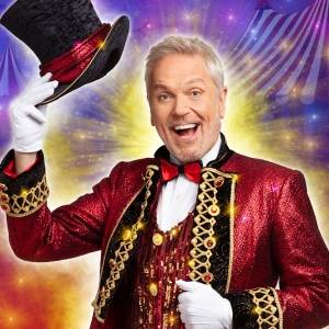 Cast Set For GOLDILOCKS at Milton Keynes Theatre Interview