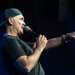 Photos: Inside Mount Vernon Arts Consortium presented Patrick Warburton