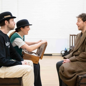 Photos: First Look at New UK Tour of THE 39 STEPS in Rehearsal Photo