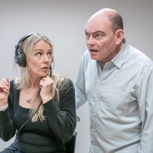 Photos: First Look at Strut & Fret's LOOK BEHIND YOU at Theatre at the Tabard Photo