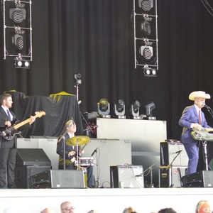 Photo Review: Mary Kutter and Junior Brown, Special Guest for Hank Williams, Jr.