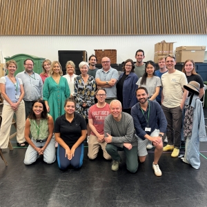 Cast Set For UK Tour of INSIDE NO.9 STAGE/FRIGHT Photo