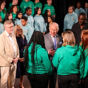 Photos: King Charles III and Sir Idris Elba Join NYMT for 50th Anniversary Celebratio Photo