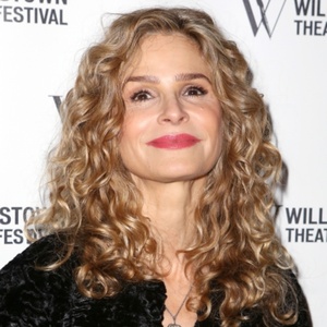 Kyra Sedgwick To Direct Industry Reading Of THERE GOES THE NEIGHBORHOOD In NYC Video
