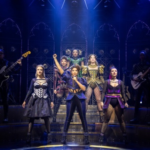 Photos: Lose Your Head Over the Current Queens of SIX in the West End Photo