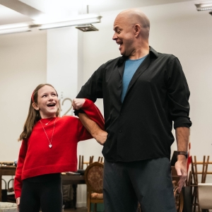 Photos: ANNIE Tour in Rehearsal Ahead of New York City Run Photo