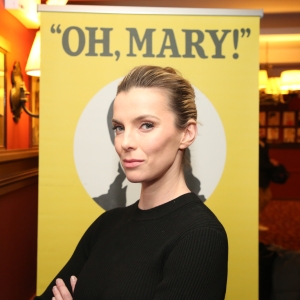 Photos: Betty Gilpin Meets the Press Ahead of Run in OH, MARY! Photo