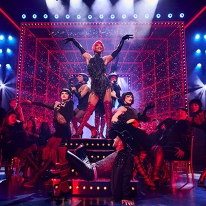 Photos: Johannes Radebe, Matt Cardle, and More in KINKY BOOTS Photo