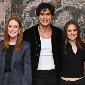 Photos: Inside the MAY DECEMBER Screening in NYC With Natalie Portman, Julianne Moore Video