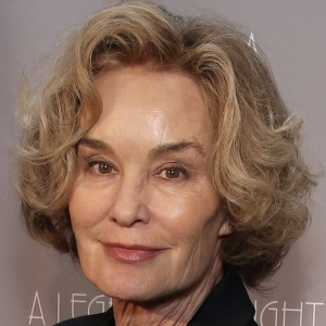 Jessica Lange, Michelle Pfeiffer & More to Present at the Oscars Photo