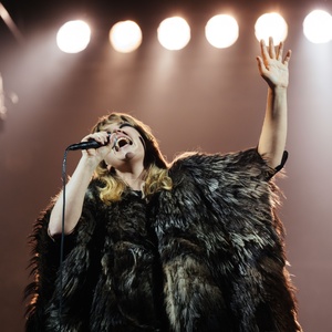 Photos: Rebecca Lucy Taylor AKA Self Esteem, Phil Daniels, and More in TEETH 'N' SMI Video