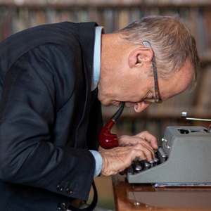 Humorist And Bestselling Author David Sedaris Returns To The Soraya For AN AFTERNOON  Photo