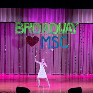 Photos: Broadway Stars Come Out In Support Of The Manhattan School For Children Photo