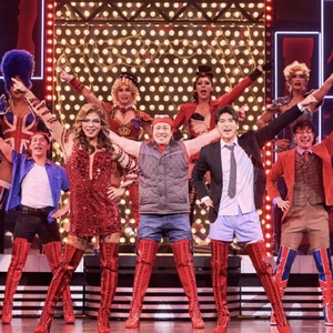 AI-Powered Subtitle Glasses Are Being Utilized at Theatrical Productions in South Kor