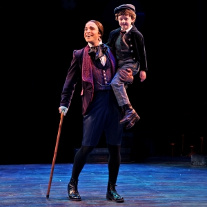 Photos: A CHRISTMAS CAROL At North Shore Music Theatre Photo